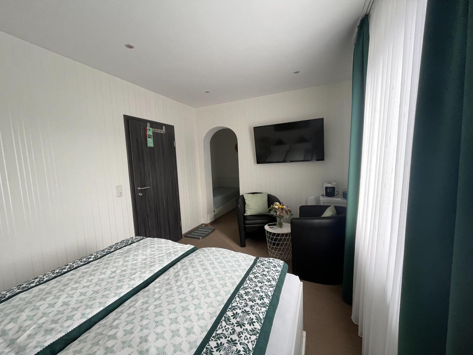 Hotel Pension Haus Talblick Edersee Hemfurth-Edersee Esterno foto
