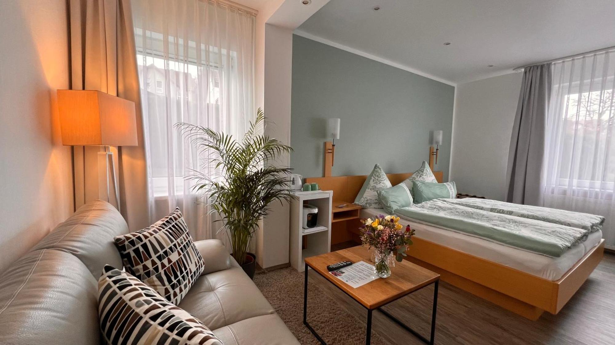Hotel Pension Haus Talblick Edersee Hemfurth-Edersee Esterno foto