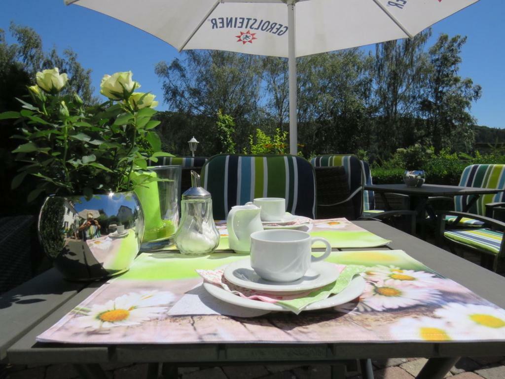 Hotel Pension Haus Talblick Edersee Hemfurth-Edersee Esterno foto